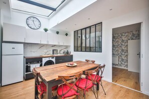 Fridge, microwave, oven, dishwasher - 2.Luxueux Duplex#3Bedrooms#FullEquipped#République (Paris)