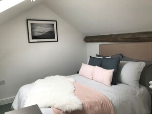 2 chambres, accĂšs au Wi-Fi (inclus), literie fournie
