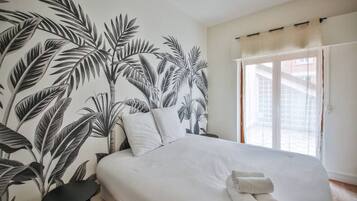 1 habitación, tabla de planchar con plancha, wifi y ropa de cama