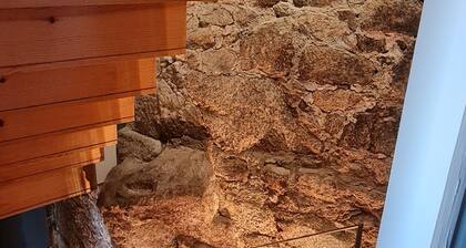 House on the Rock - Aldeia das Dez