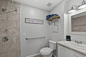 Toallas y papel de baño