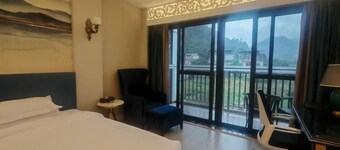 Zhenshan Hotel Resort (Zhaoqing Sihui Zhenshan Tourism Resort Area)