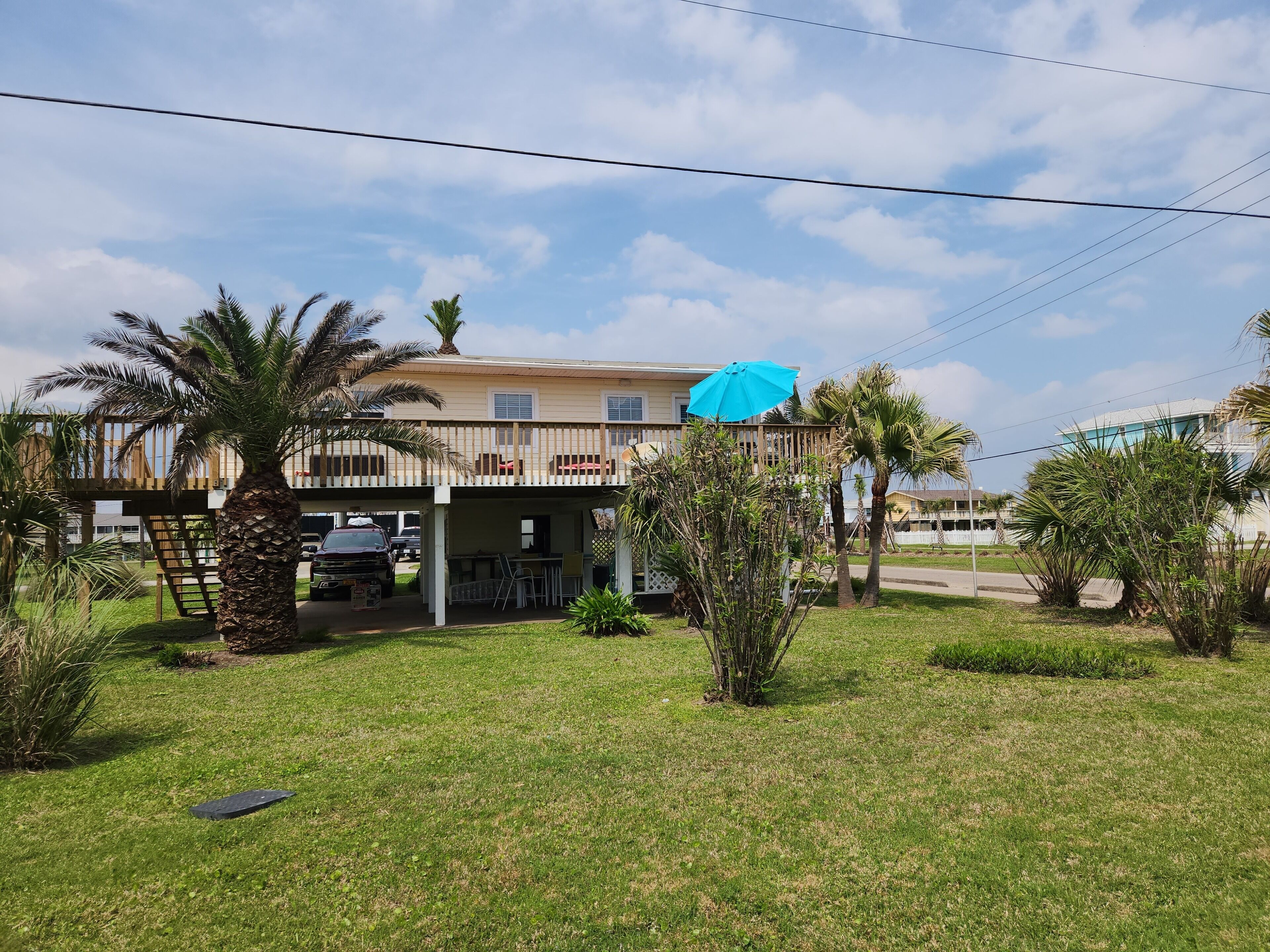 House 2 bedrooms, with pool