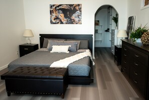 1 camera, una scrivania, ferro/asse da stiro, Wi-Fi gratuito