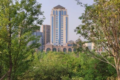 Yi Feng Bussiness Hotel