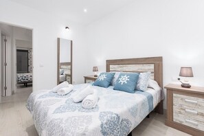 2 bedrooms, iron/ironing board, travel cot, WiFi - Home2Book Charming Piedra Playa, Terrace (El Cotillo)