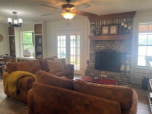 Smart TV, fireplace, offices