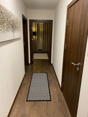 Appartement, 2 grands lits | Intérieur