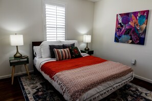 3 habitaciones, tabla de planchar con plancha y wifi gratis