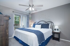 2 bedrooms, iron/ironing board, travel cot, free WiFi - Winter Special! By SDC, No Stairs, '24 Deck (Branson)