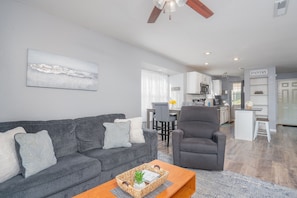 Smart TV, fireplace