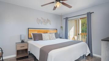 2 bedrooms, iron/ironing board, travel crib, free WiFi