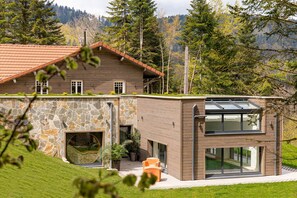 Exterior - New Home des bois in Ventron, private indoor pool, sauna - rated 5 *. (Ventron)