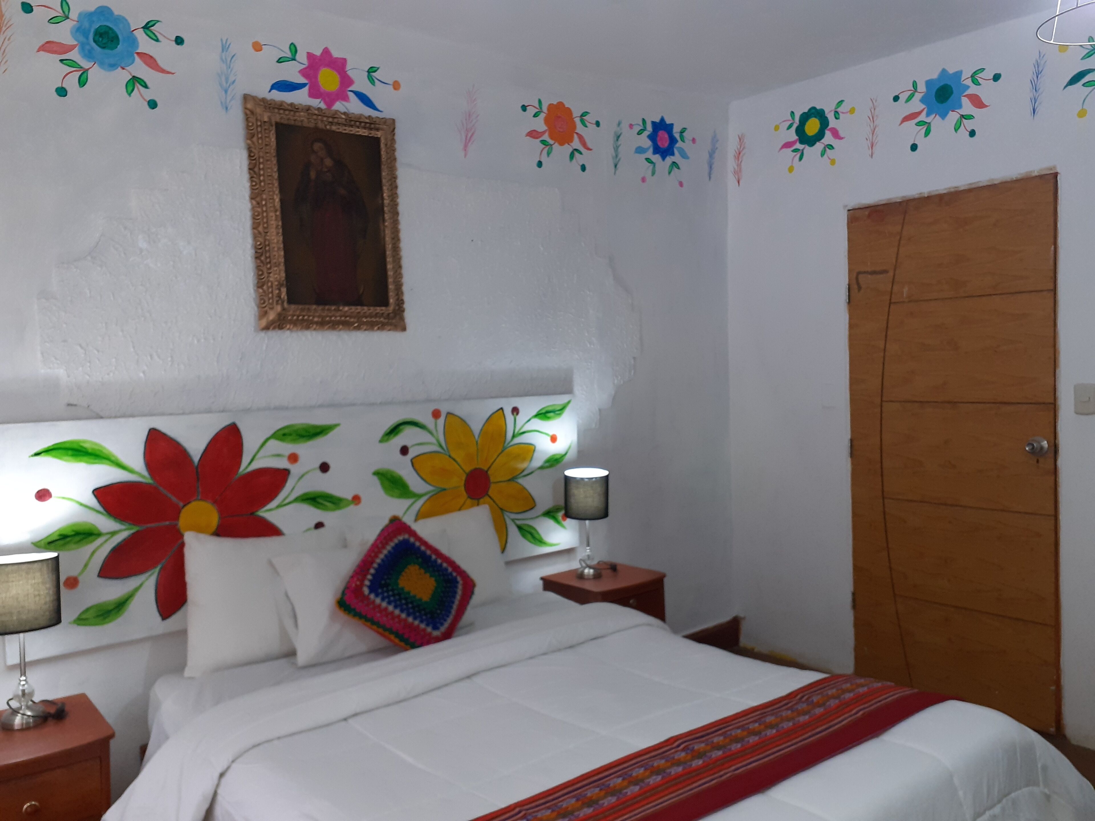 高级双床房, 多张床, 独立浴室 | 客房内保险箱、办公桌、免费 WiFi、床单