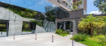 Charlie Thera Ibirapuera