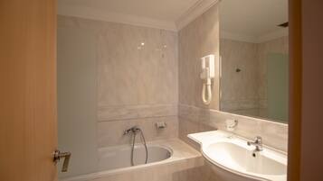 Classic Double or Twin Room, 1 Double or 2 Twin Beds, Sea View | Bathroom | Free toiletries, hair dryer, towels