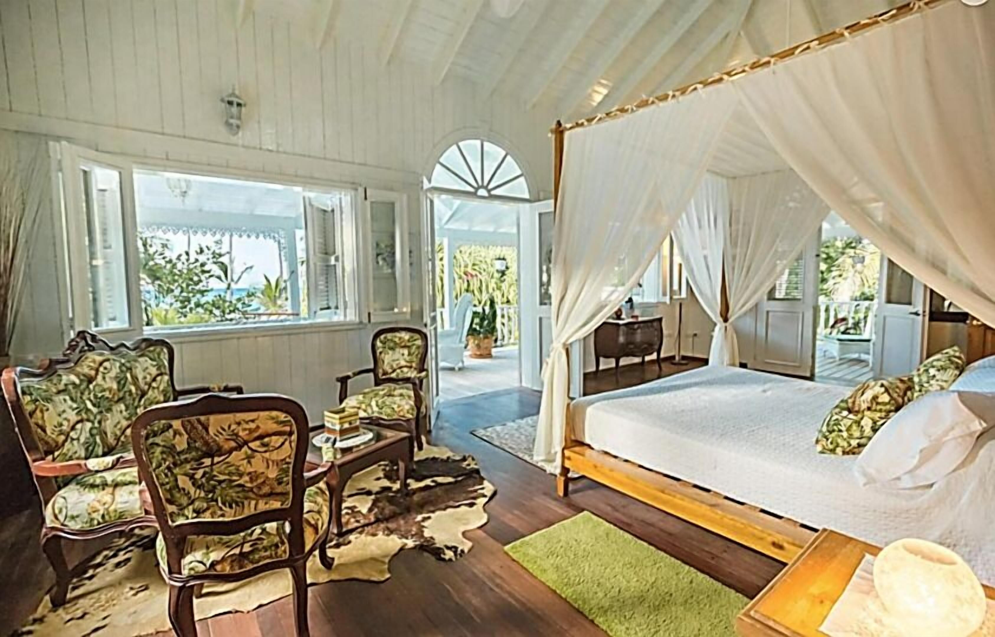 In-room safe, iron/ironing board, free WiFi, bed sheets