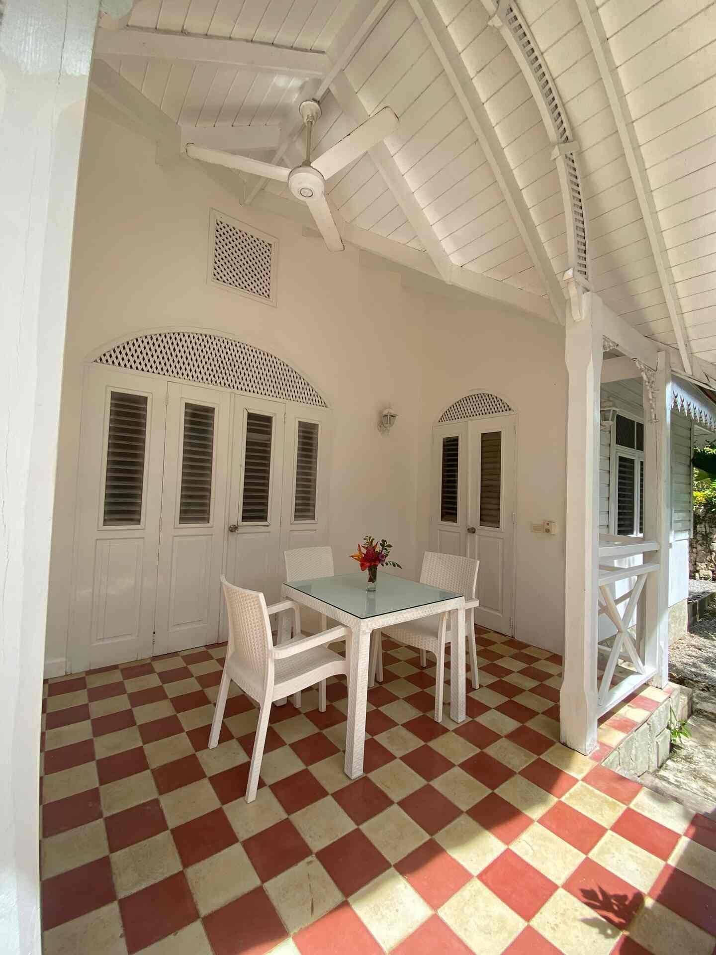 Bungalow, 3 habitaciones | Terraza o patio
