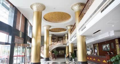 Hequn Hotel