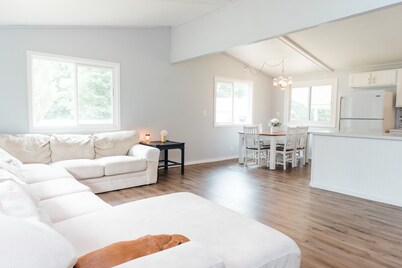 Northwoods Country Getaway! 40 acres to play and enjoy! No Cleaning Fee!!