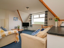 2 habitaciones, decoración personalizada y muebles diferentes 