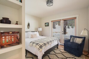 Casa, varias camas, bañera de hidromasaje, vistas a la montaña | 3 dormitorios, decoración individual, mobiliario individual