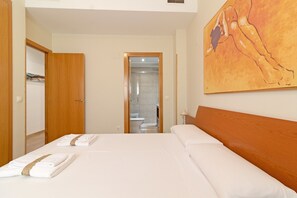 2 Schlafzimmer, Bügeleisen/Bügelbrett, kostenloses WLAN, Bettwäsche