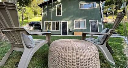 Modern Mountain Guest Suite