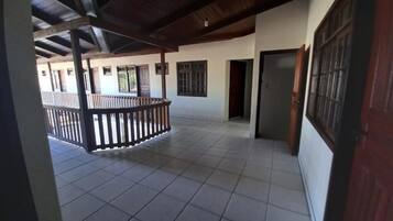 40-Zoll-Smart-TV mit Digitalempfang, Fernseher