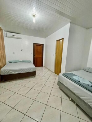 Wifi gratis y ropa de cama 