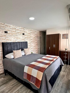 Comfort Loft | Premium bedding, down duvets, individually decorated - EDIFICIO CAMILA (Manizales)