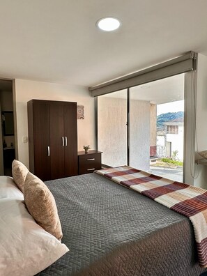 Comfort Loft | Premium bedding, down comforters, individually decorated - EDIFICIO CAMILA (Manizales)