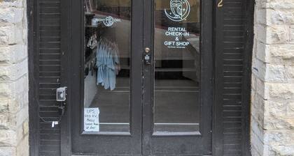 Night Owl 5S Downtown! Optional paid parking!