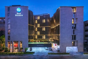 Unclassified image, 3 of 121, button - Best Western Ratchada Hotel (Bangkok)