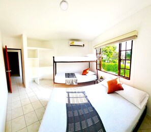 6 bedrooms, blackout curtains, free WiFi, bed sheets - San Lorenzo (Melgar)