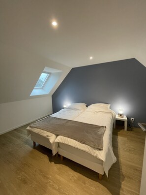 2 Schlafzimmer, Schreibtisch, WLAN, Bettwäsche