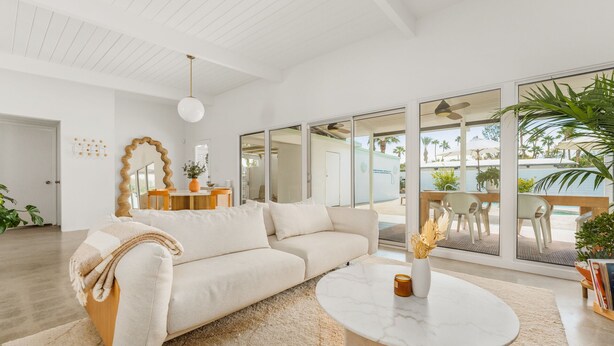 Smart TV, stereo, computer monitors, printers - The North Starr ~ A Modern Luxury Escape (Palm Springs)