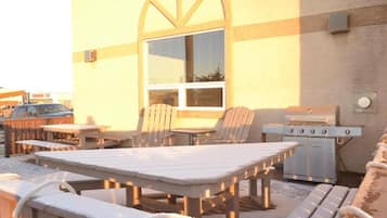 BBQ/picnic area
