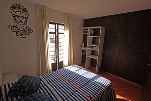 2 bedrooms