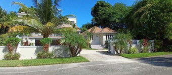 Tangerine Sunsets Jumbay Haven 3