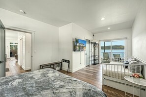 5 Schlafzimmer, Schreibtisch, kostenloses WLAN, Bettwäsche