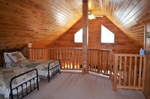 3 bedrooms, iron/ironing board, travel crib, free WiFi