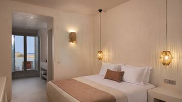 Suite with Private Jacuzzi | 1 kamar tidur, seprai premium, busa memori, dan brankas