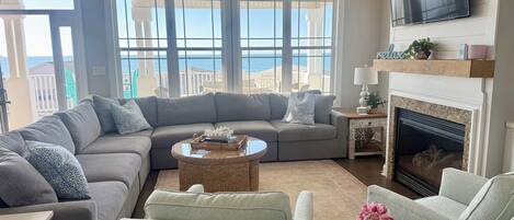 Smart TV, books, stereo