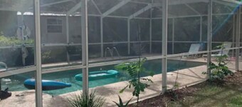 10) Paddler's Cottage