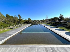 Piscine extérieure, piscine chauffée