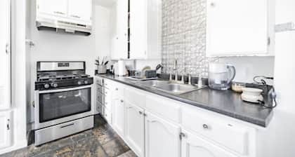 Spacious 2 BD in Los Angeles
