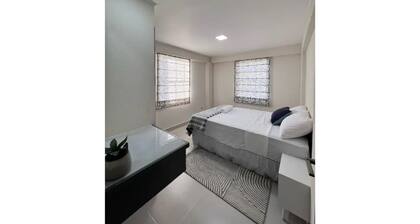 Seavetri Two - Modern mpartment near serene beach and town centre