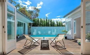 Terrace/patio - Point Leo Luxury Beach House - Point Leo (Point Leo)