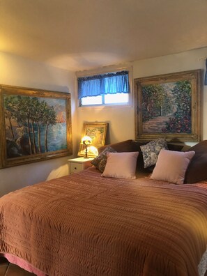 3 bedrooms, WiFi, bed sheets